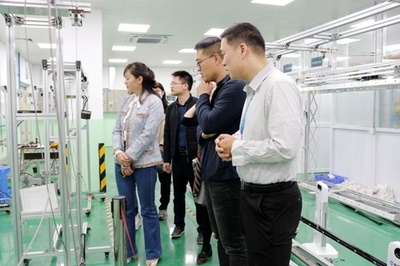 中國電研日電事業(yè)部領(lǐng)導(dǎo)專家組蒞臨好太太參觀交流